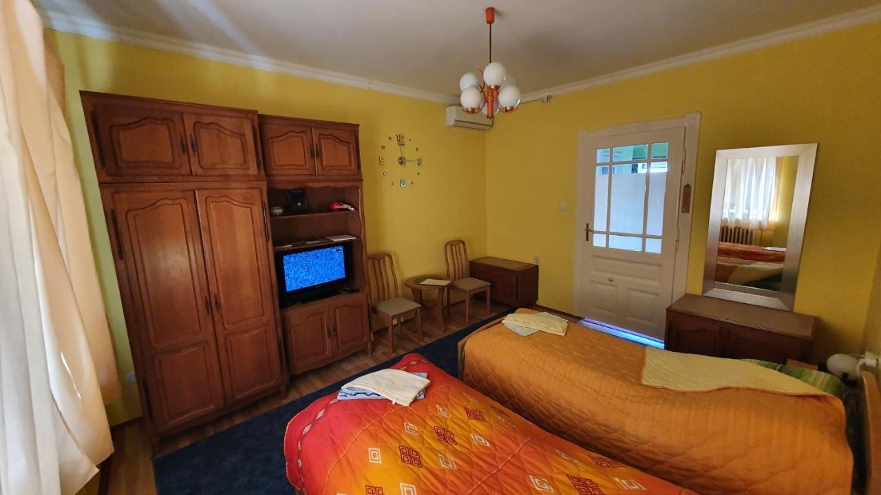 נובי סאד Apartment Roxana מראה חיצוני תמונה